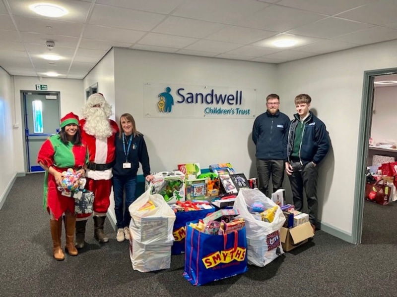 Sandwell, childrens, doocey, group, charity, christmas