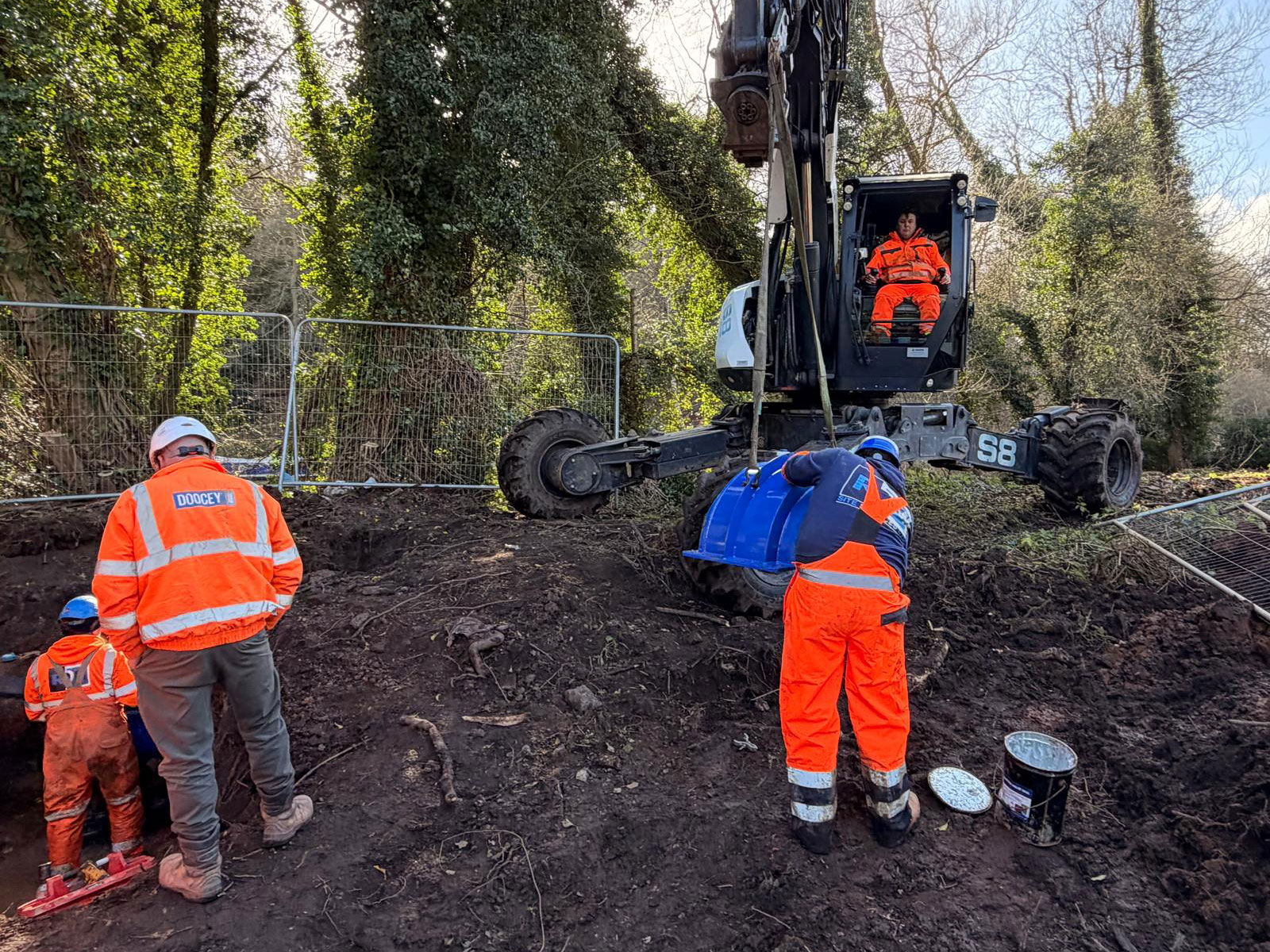 1 kinver, water, main, excavation, doocey, group