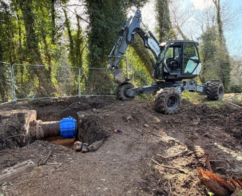 2 kinver, water, main, excavation, doocey, group